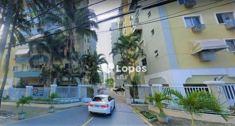 Apartamento à venda com 2 quartos, 75m² - Foto 11