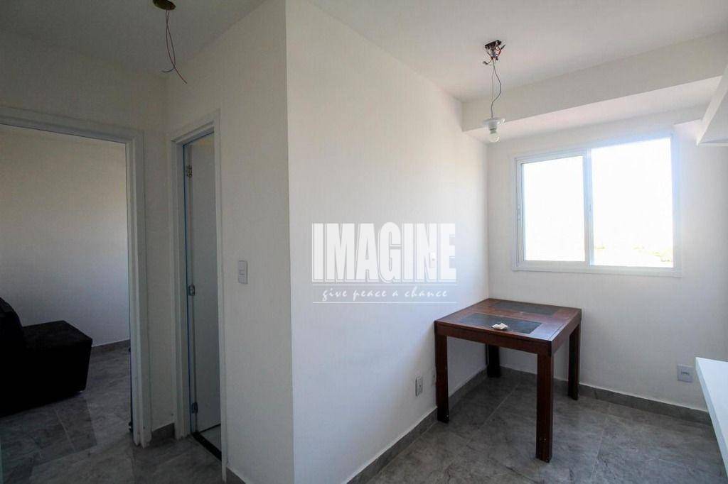 Apartamento à venda com 1 quarto, 30m² - Foto 3