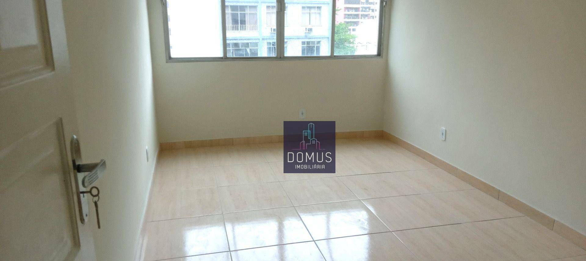 Apartamento para alugar com 3 quartos, 90m² - Foto 8