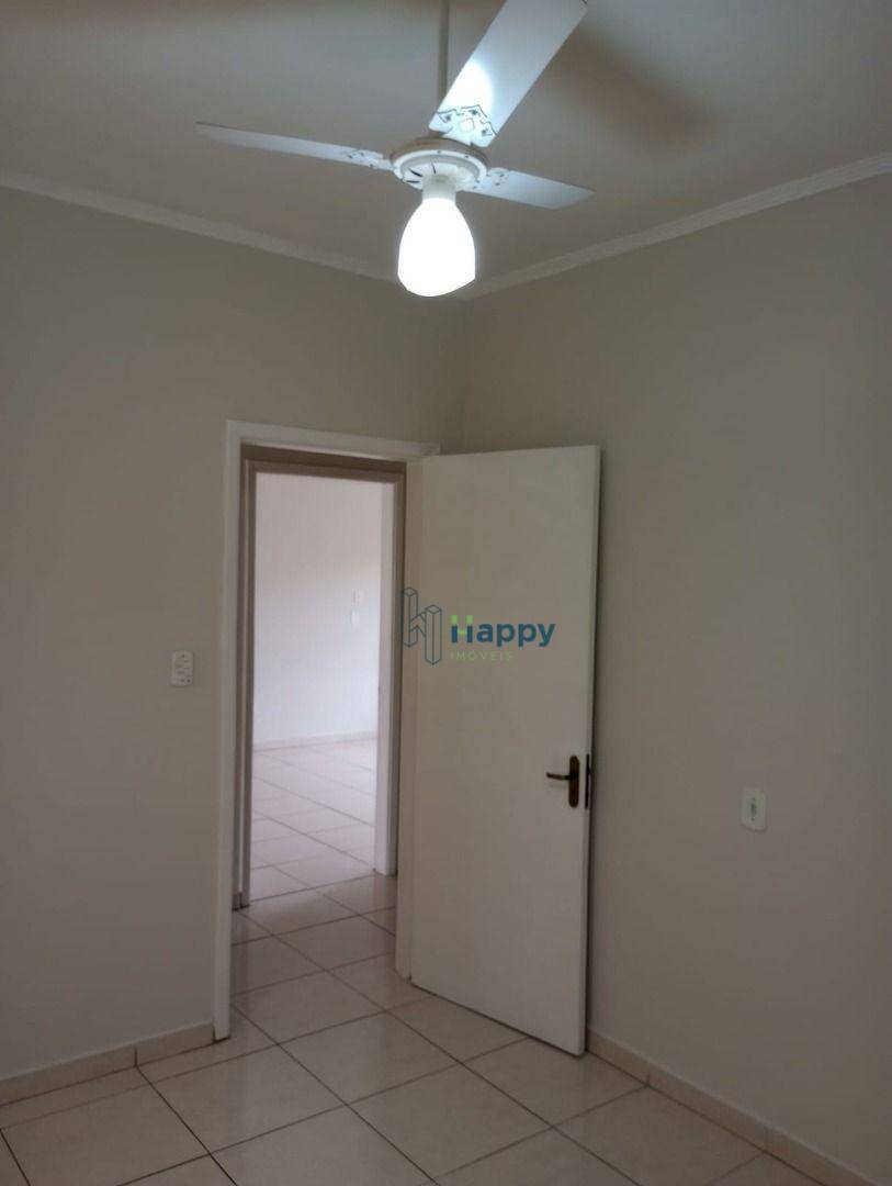 Casa para alugar com 4 quartos, 180m² - Foto 10