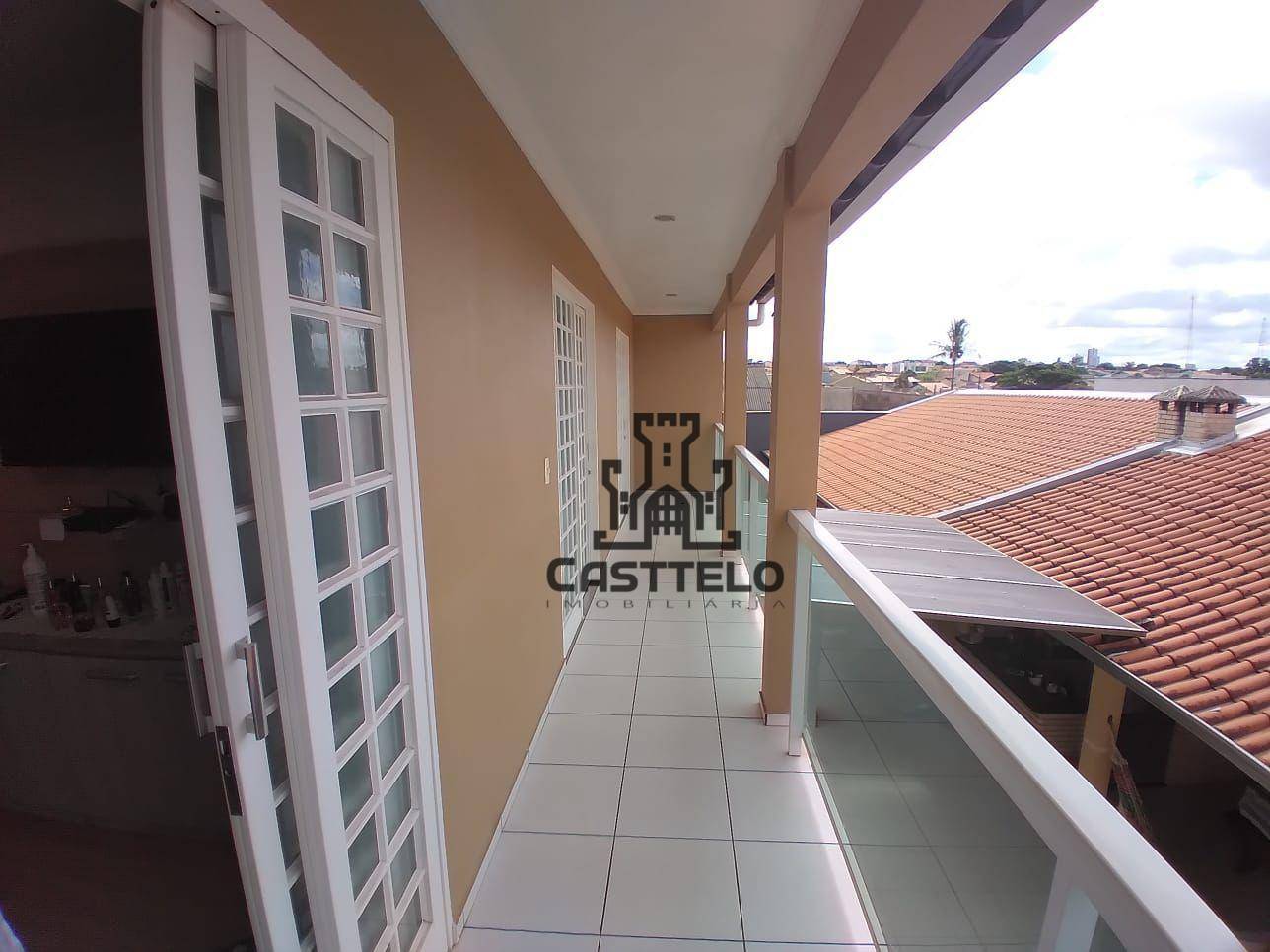 Casa à venda com 3 quartos, 270m² - Foto 17