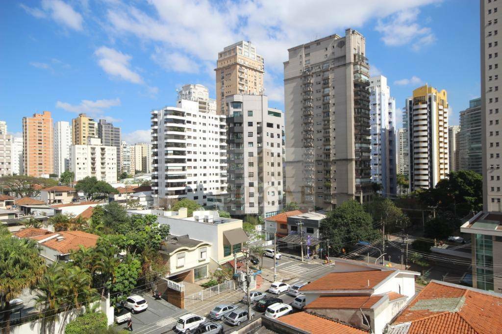 Apartamento à venda e aluguel com 3 quartos, 244m² - Foto 1