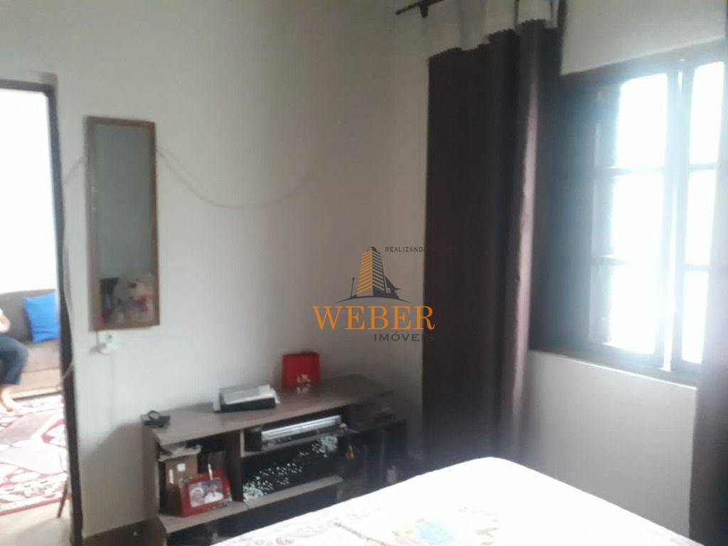 Casa à venda com 4 quartos, 100m² - Foto 19