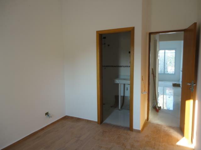 Casa à venda com 3 quartos, 200m² - Foto 18