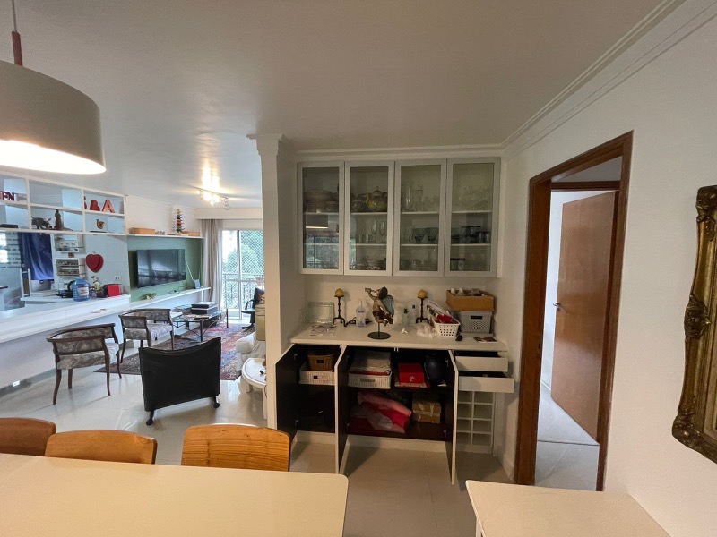 Apartamento à venda com 3 quartos, 101m² - Foto 3