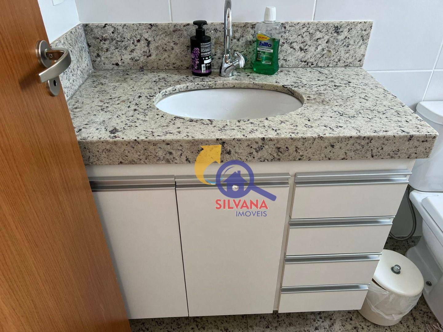 Apartamento à venda com 3 quartos, 98m² - Foto 9