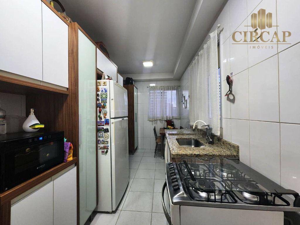 Apartamento à venda com 3 quartos, 108m² - Foto 12