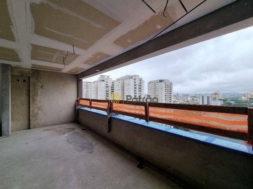 Apartamento à venda com 2 quartos, 137m² - Foto 18