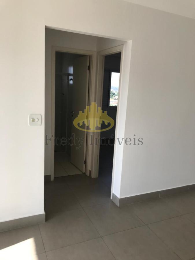 Apartamento à venda com 2 quartos, 62m² - Foto 6