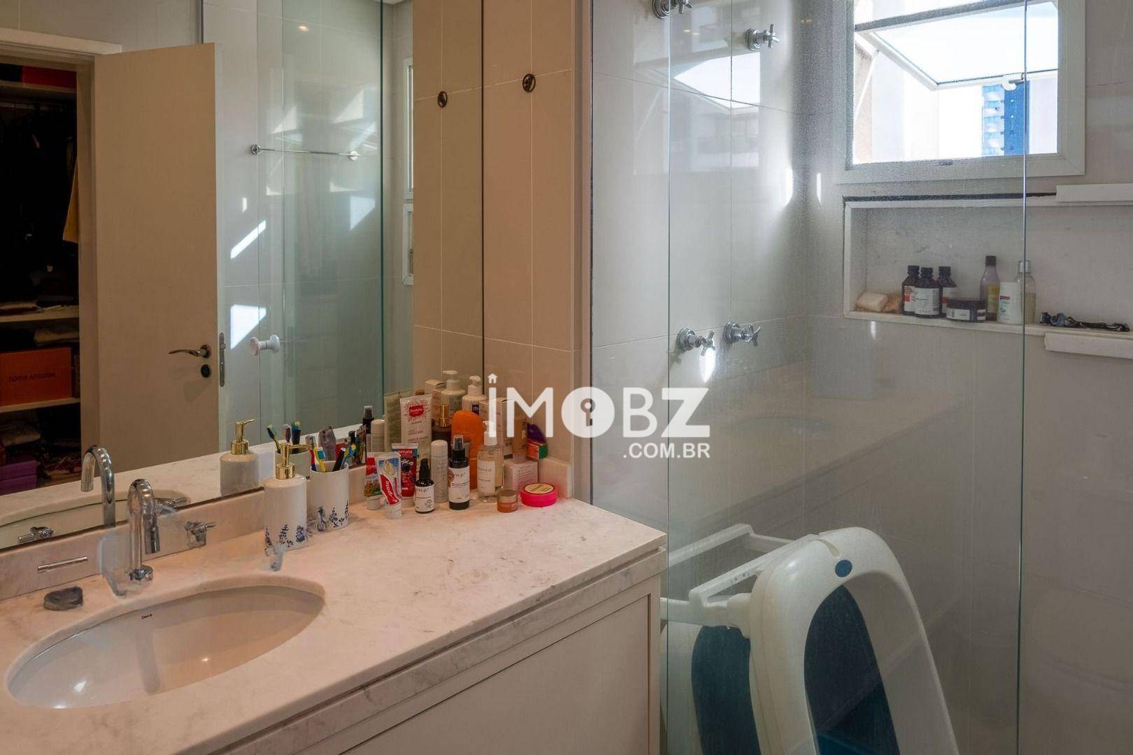 Apartamento à venda com 3 quartos, 158m² - Foto 15