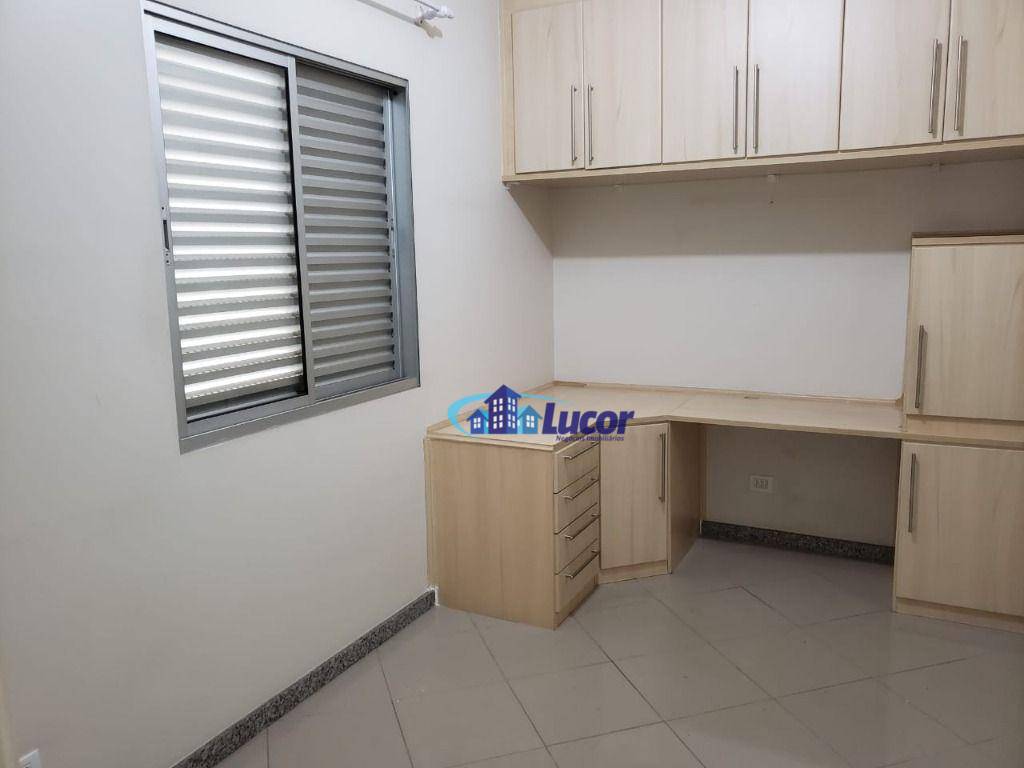 Sobrado à venda com 3 quartos, 210m² - Foto 6