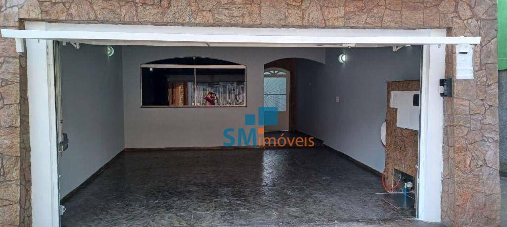 Sobrado à venda com 3 quartos, 274m² - Foto 2