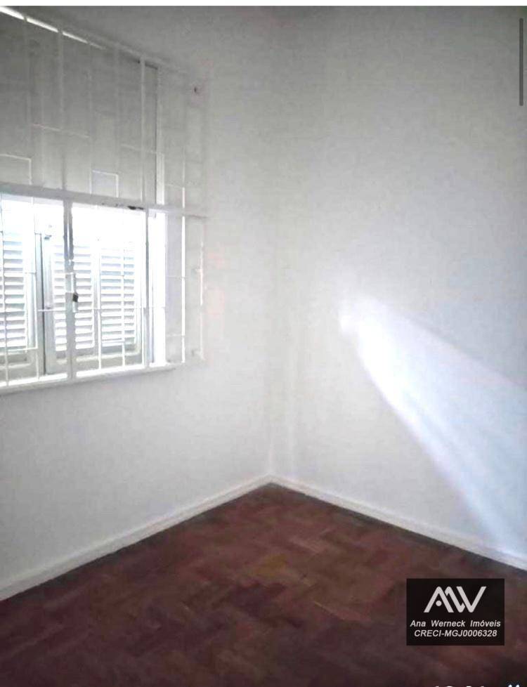 Apartamento à venda com 2 quartos, 70m² - Foto 7