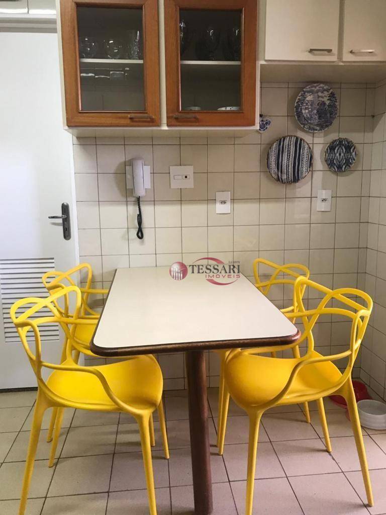 Apartamento à venda com 3 quartos, 130m² - Foto 5