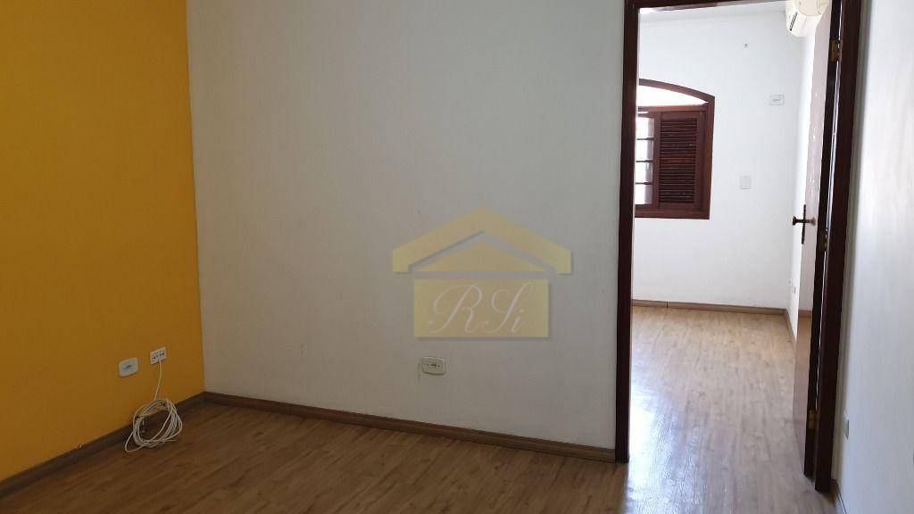 Sobrado à venda com 3 quartos, 258m² - Foto 19