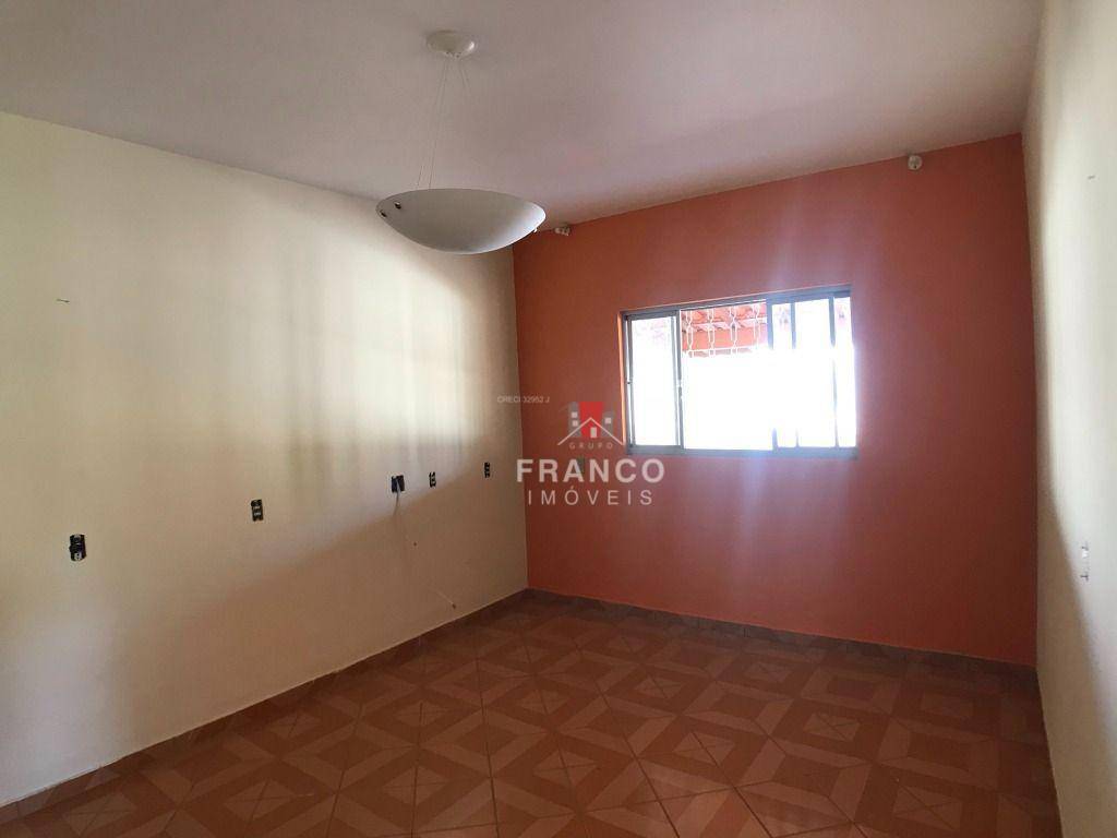 Chácara à venda com 3 quartos, 159m² - Foto 8