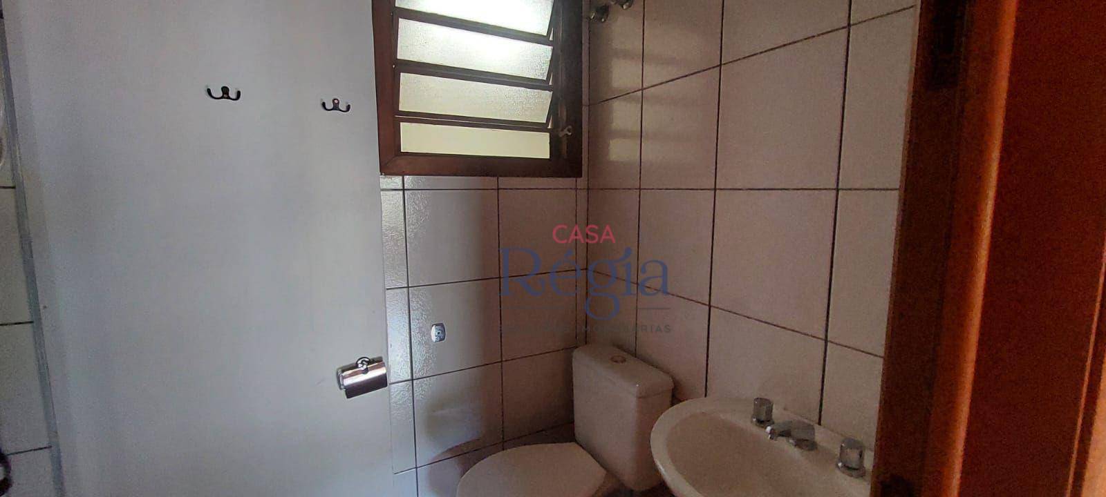 Casa para alugar com 3 quartos, 97m² - Foto 12