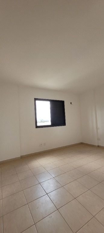 Apartamento à venda com 3 quartos, 137m² - Foto 17