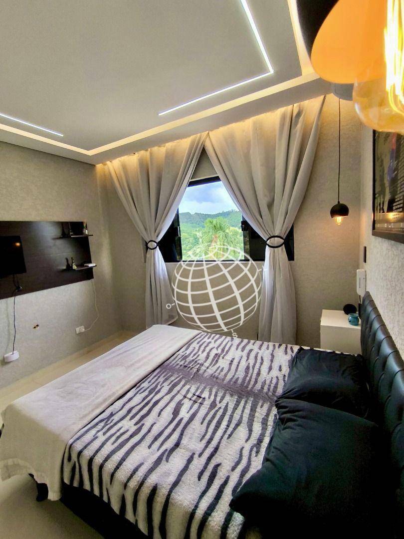 Casa à venda com 2 quartos, 100m² - Foto 12