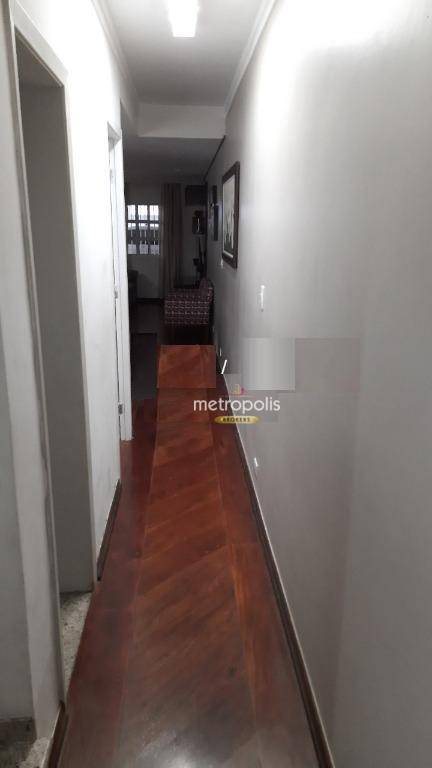 Sobrado à venda com 3 quartos, 200m² - Foto 2