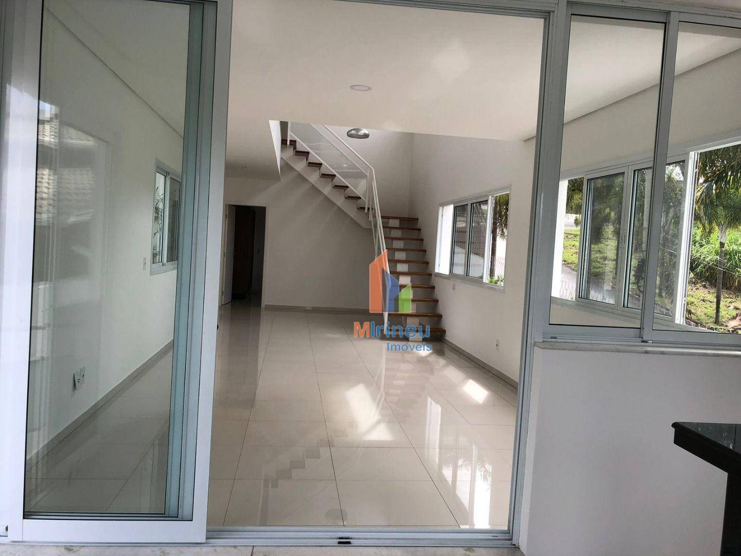 Casa de Condomínio à venda com 3 quartos, 227m² - Foto 36