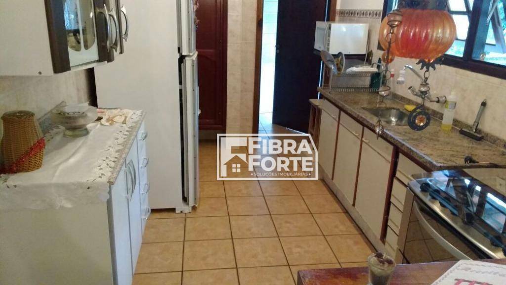 Casa de Condomínio à venda com 3 quartos, 300m² - Foto 54