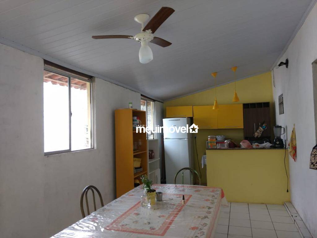 Casa à venda com 3 quartos, 98m² - Foto 21