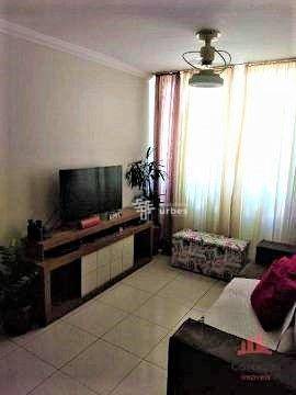 Apartamento à venda com 3 quartos, 67m² - Foto 1