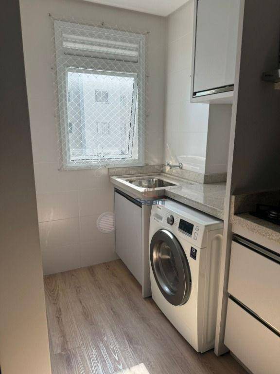 Apartamento à venda com 2 quartos, 53m² - Foto 13