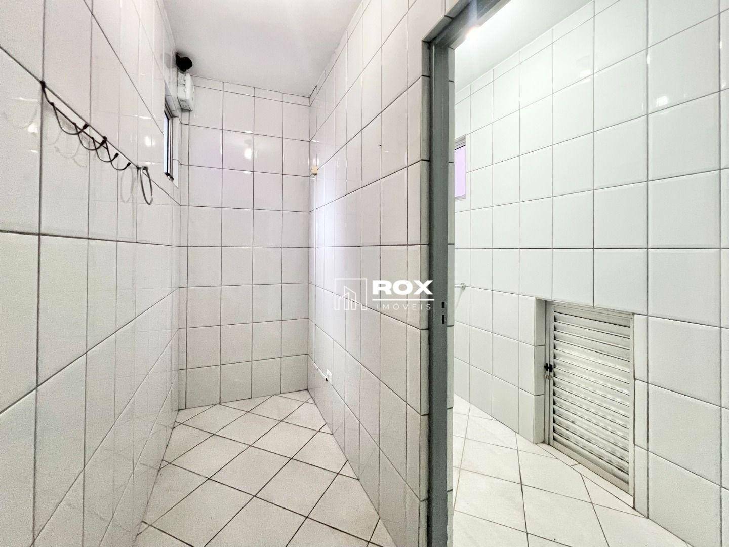 Casa para alugar, 295m² - Foto 13