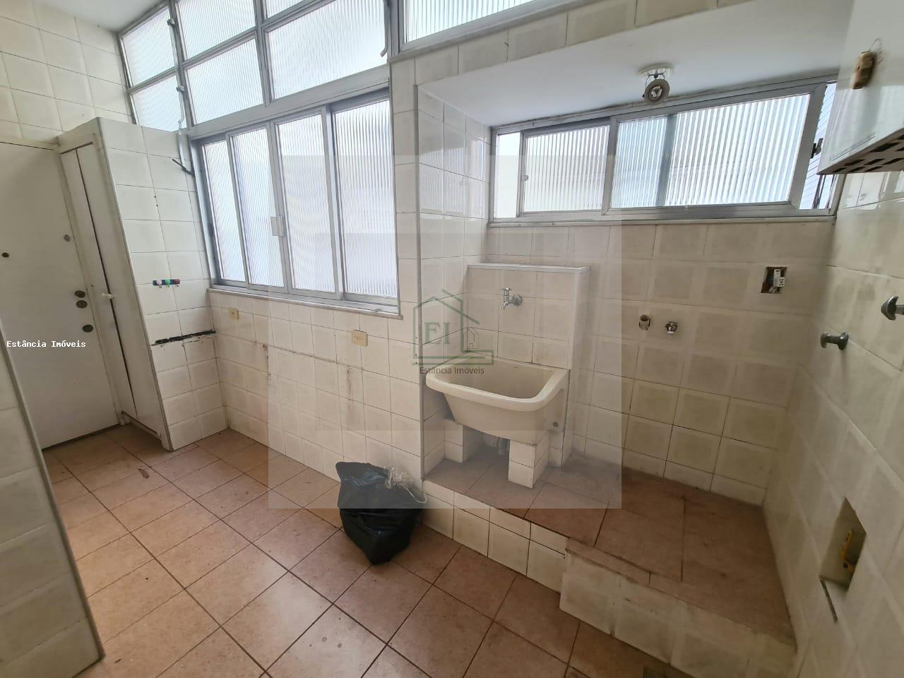 Apartamento à venda com 3 quartos, 120m² - Foto 17