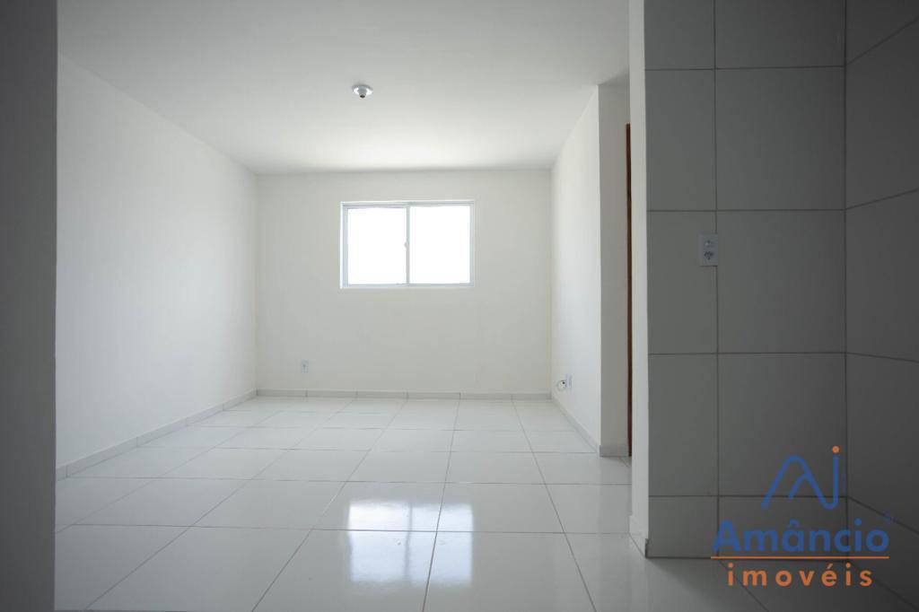 Apartamento à venda com 2 quartos, 45m² - Foto 22