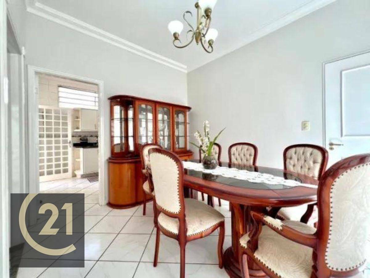 Casa à venda com 4 quartos, 220m² - Foto 9