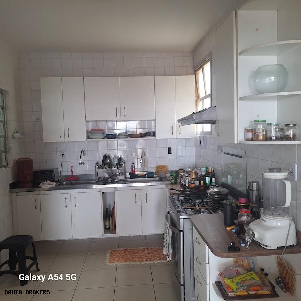 Apartamento para alugar com 3 quartos, 140m² - Foto 13