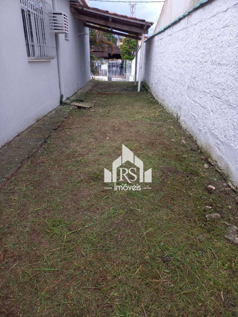 Casa à venda com 2 quartos, 150m² - Foto 2