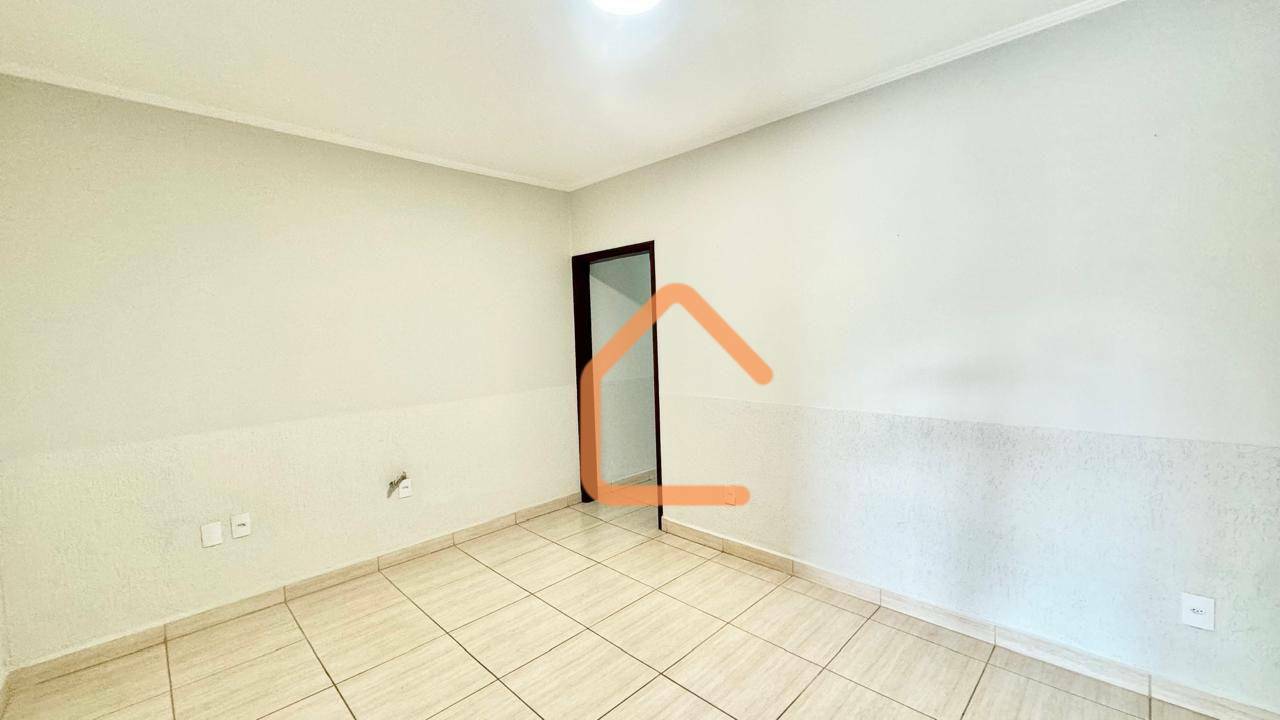 Casa à venda com 3 quartos, 148m² - Foto 3