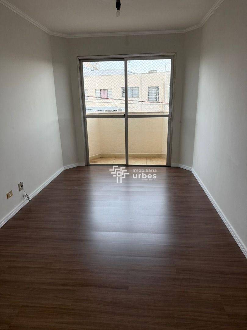 Apartamento para alugar com 3 quartos, 115m² - Foto 2