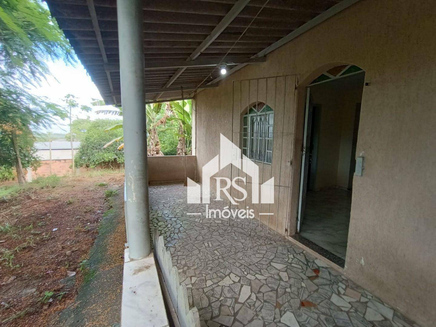 Casa à venda com 2 quartos, 140m² - Foto 4