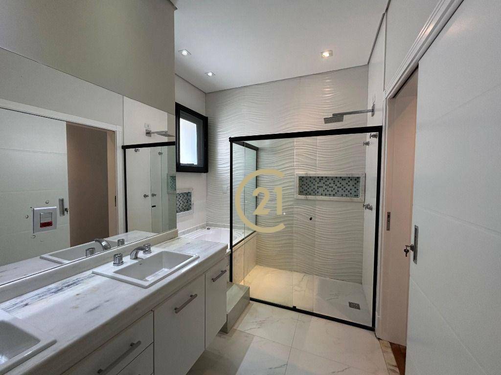 Casa de Condomínio à venda com 4 quartos, 235m² - Foto 19