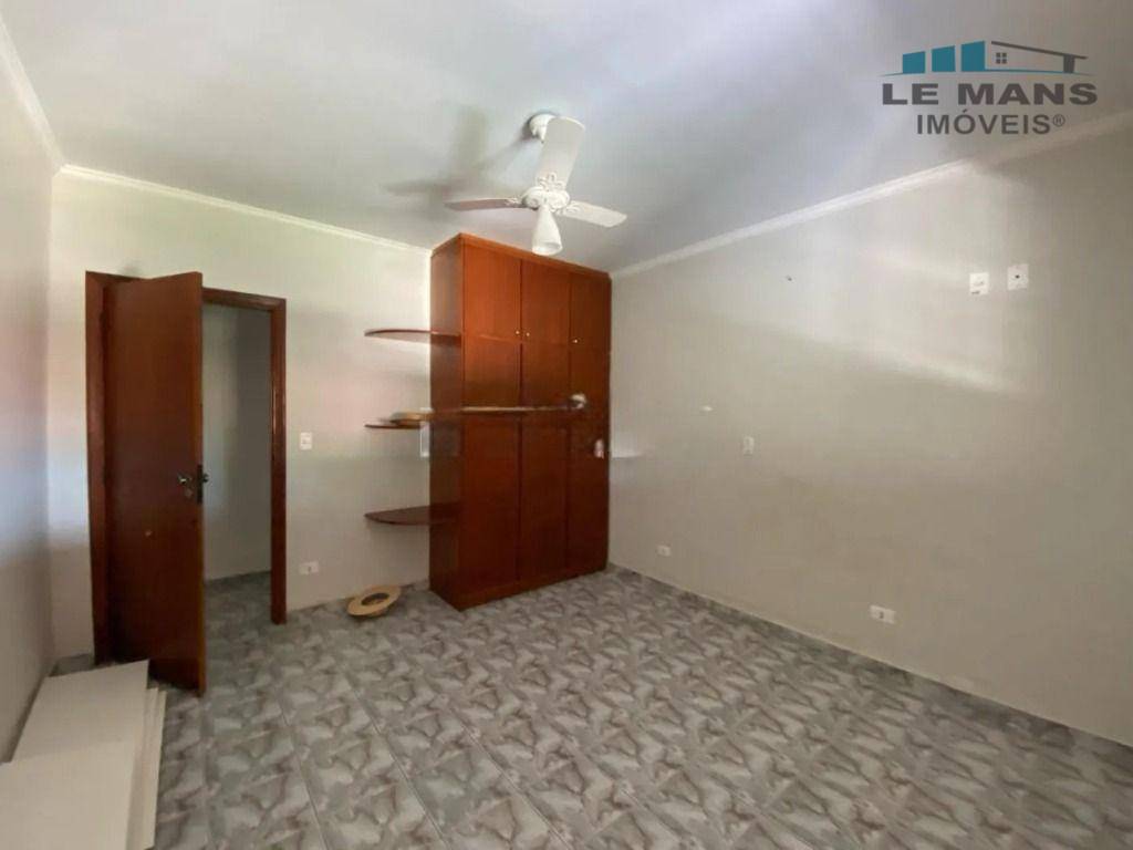 Chácara à venda com 3 quartos, 432m² - Foto 9