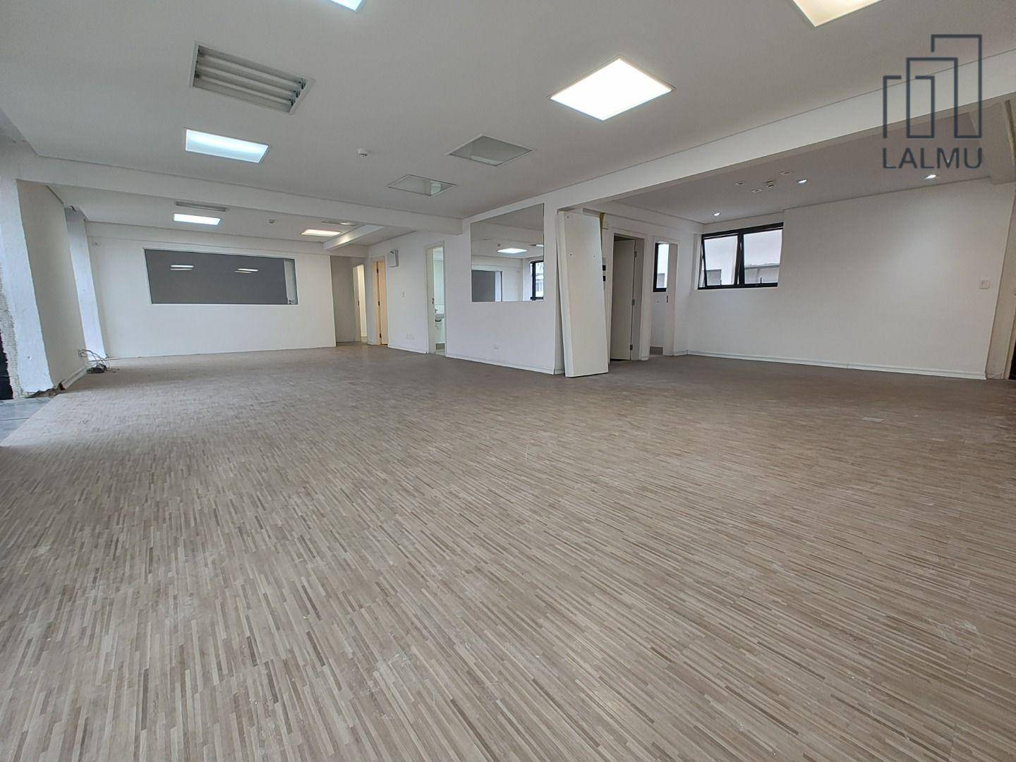 Conjunto Comercial-Sala para alugar, 135m² - Foto 1