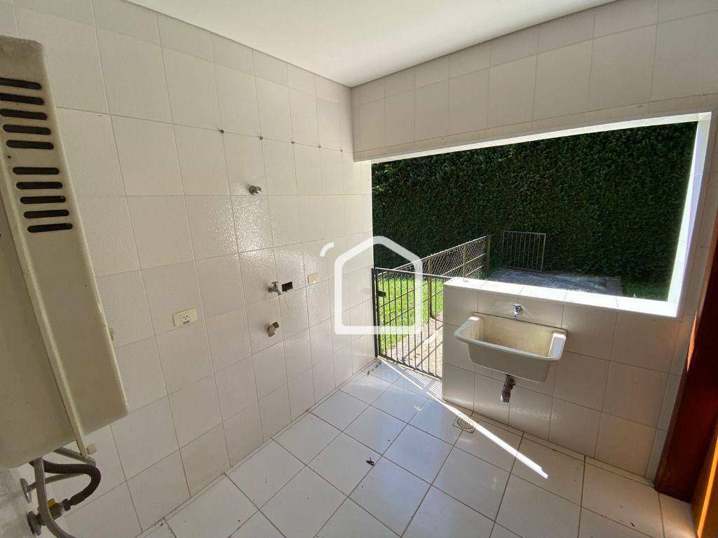 Casa para alugar com 4 quartos, 300m² - Foto 40