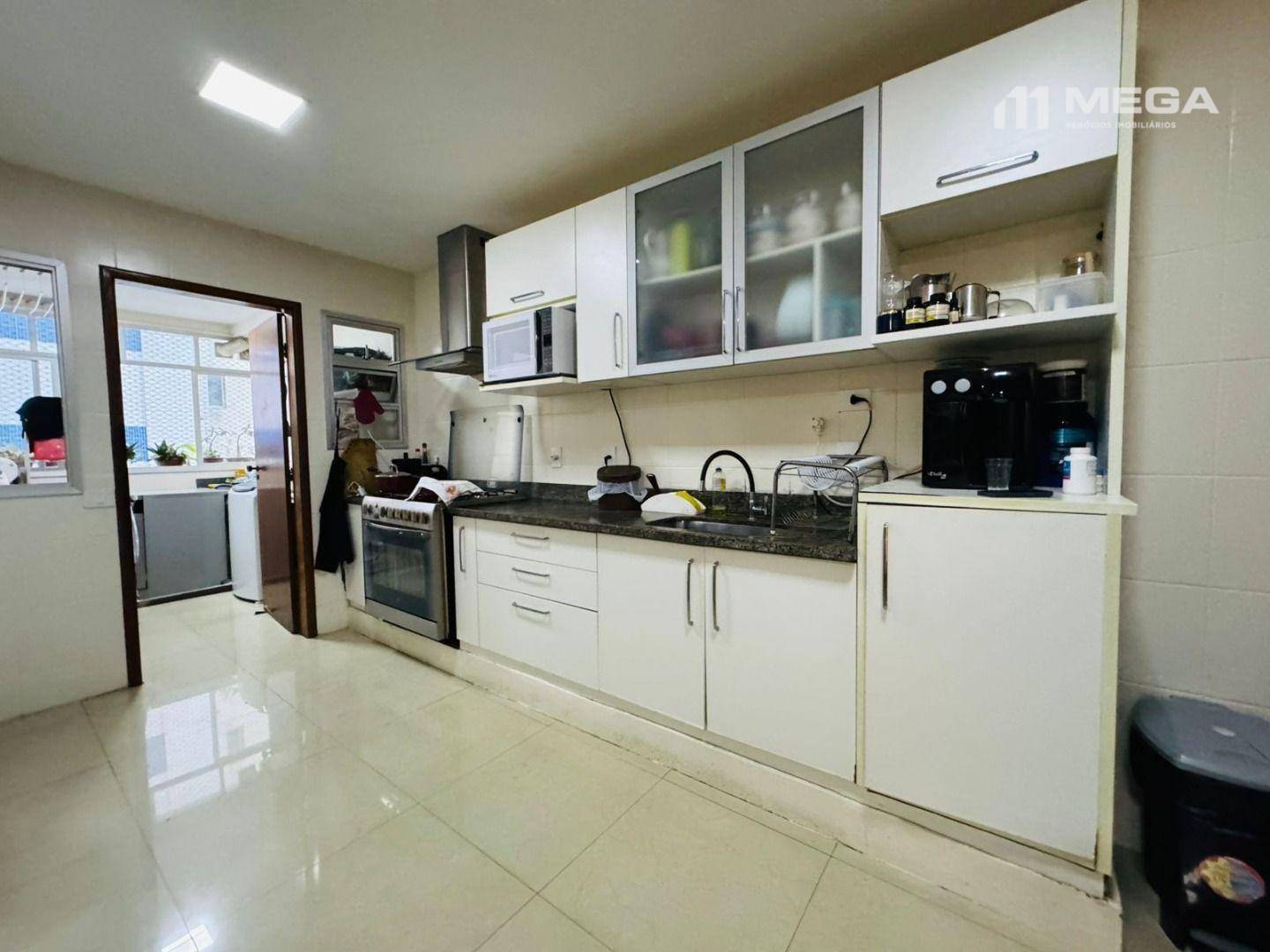 Apartamento à venda com 4 quartos, 220m² - Foto 24