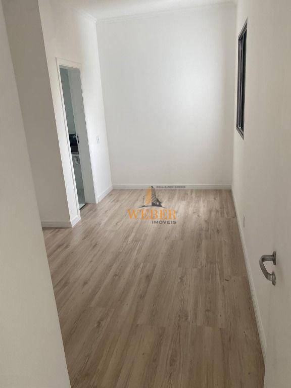 Apartamento à venda com 4 quartos, 176m² - Foto 12