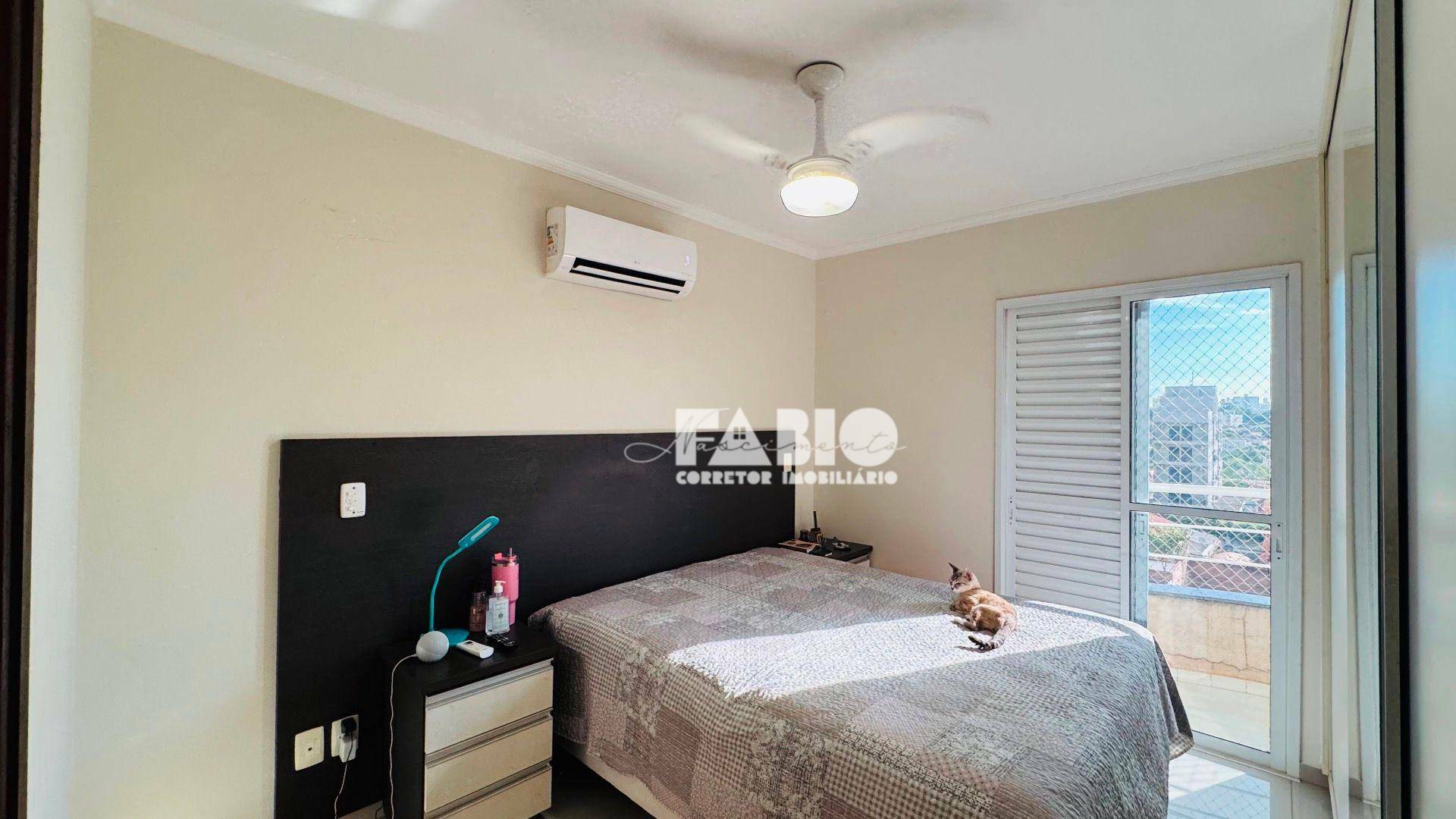 Apartamento à venda com 2 quartos, 72m² - Foto 8