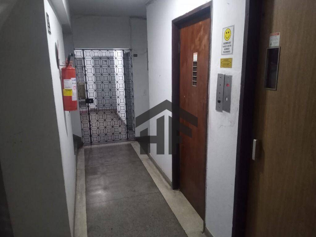 Apartamento à venda com 3 quartos, 100m² - Foto 17