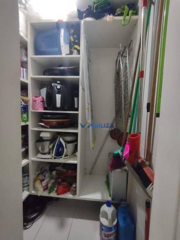 Apartamento à venda com 3 quartos, 137m² - Foto 3