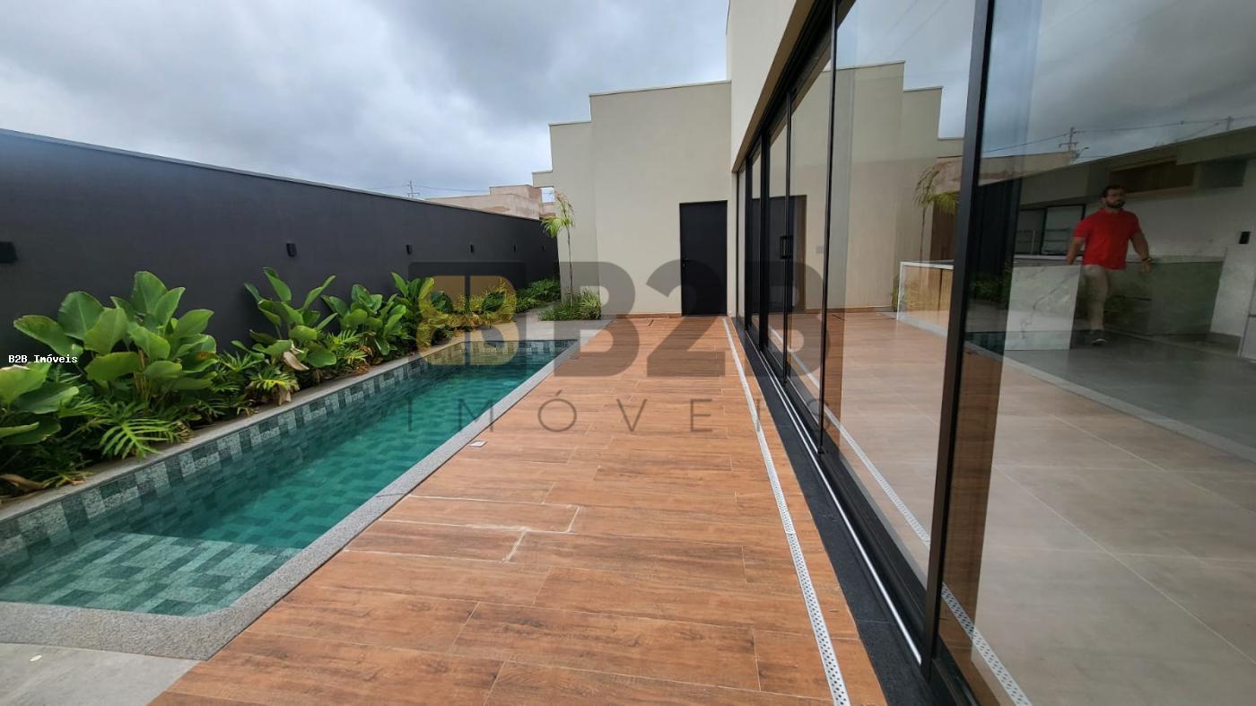 Casa de Condomínio à venda com 3 quartos, 205m² - Foto 18