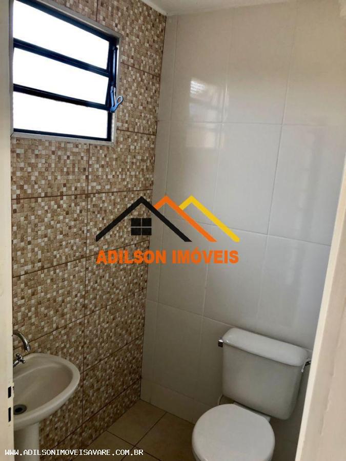 Casa à venda com 2 quartos, 101m² - Foto 13