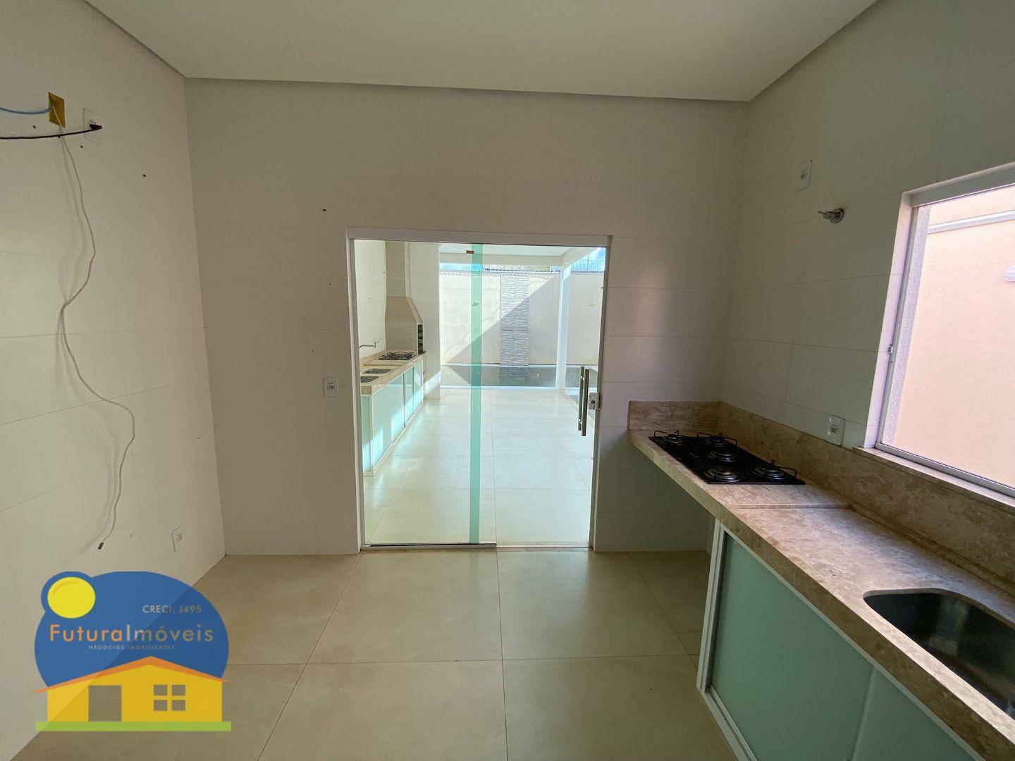 Casa para alugar com 3 quartos, 257m² - Foto 12